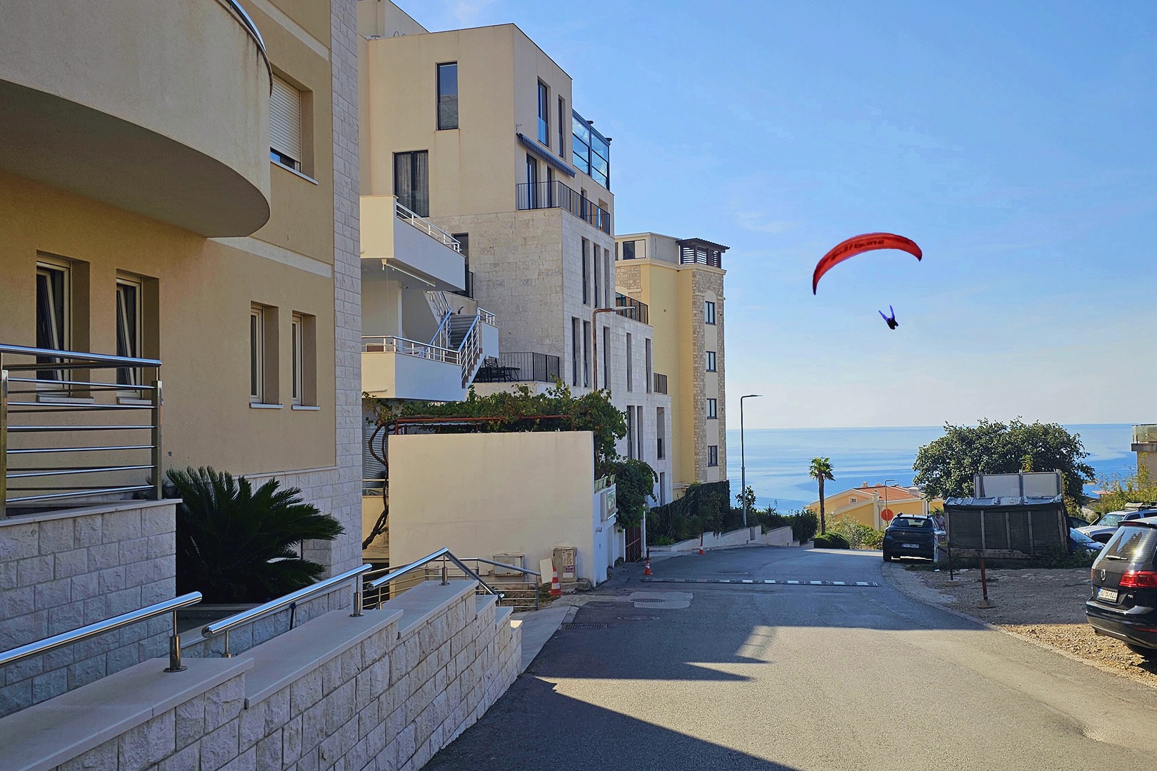 apartment-in-becici-01-fasade