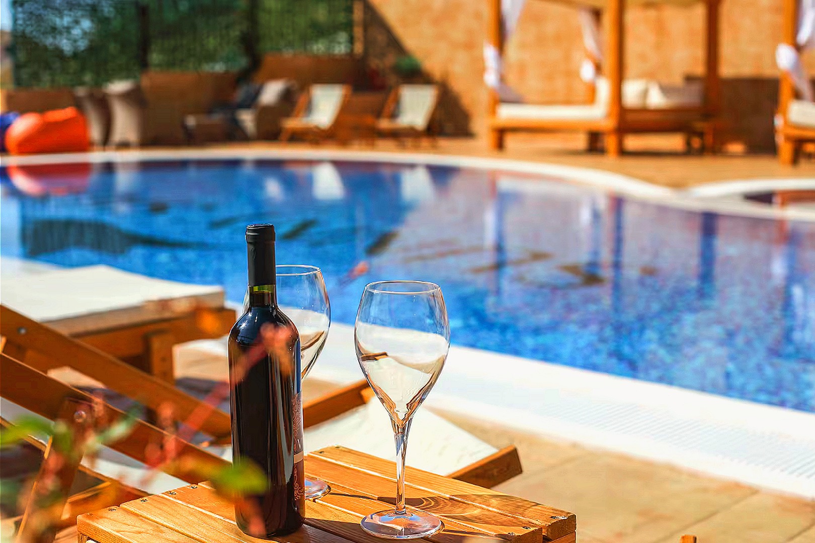 apartment-in-becici-11-swimming-pool