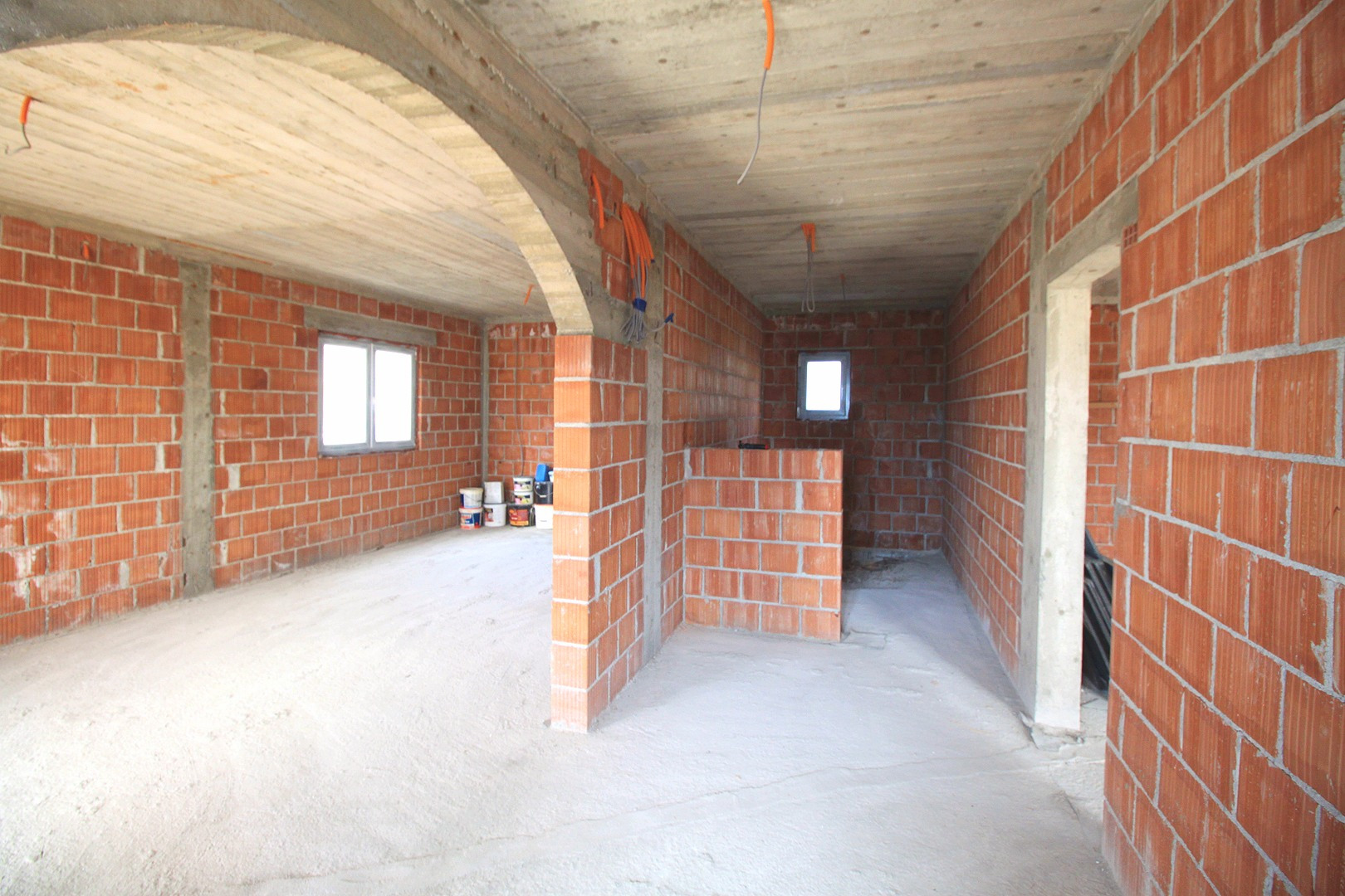 unfinished-house-sutomore-02_ground-floor